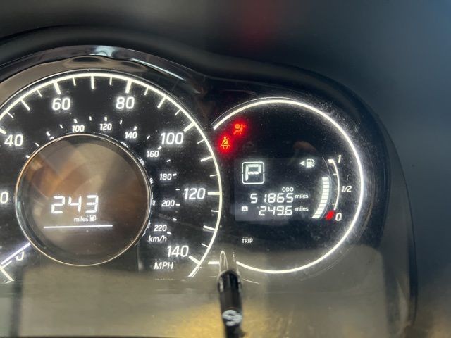 Nissan Versa Note Vehicle Full-screen Gallery Image 21