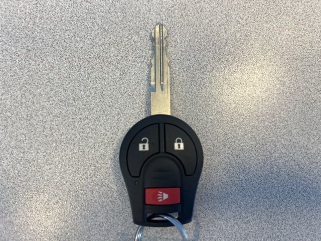 Nissan Versa Note Vehicle Full-screen Gallery Image 28