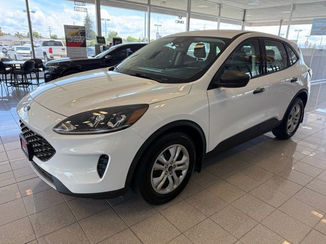 Ford Escape Vehicle Full-screen Gallery Image 06