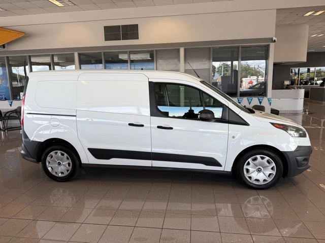 Ford Transit Connect Vehicle Full-screen Gallery Image 02