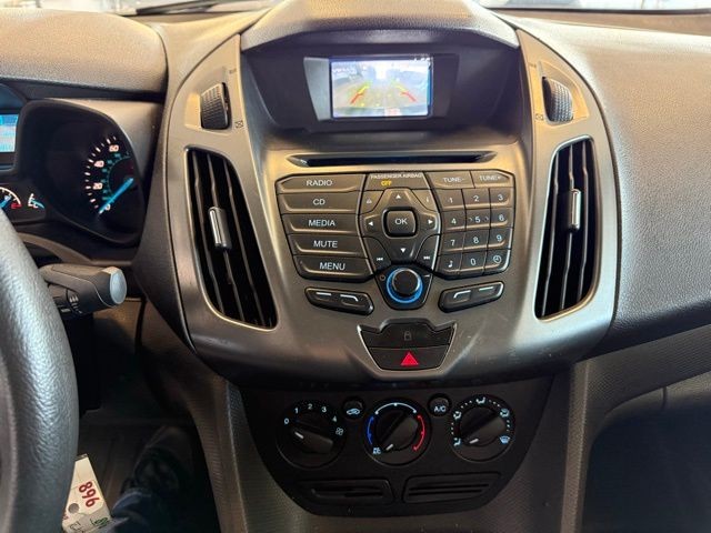 Ford Transit Connect Vehicle Full-screen Gallery Image 15