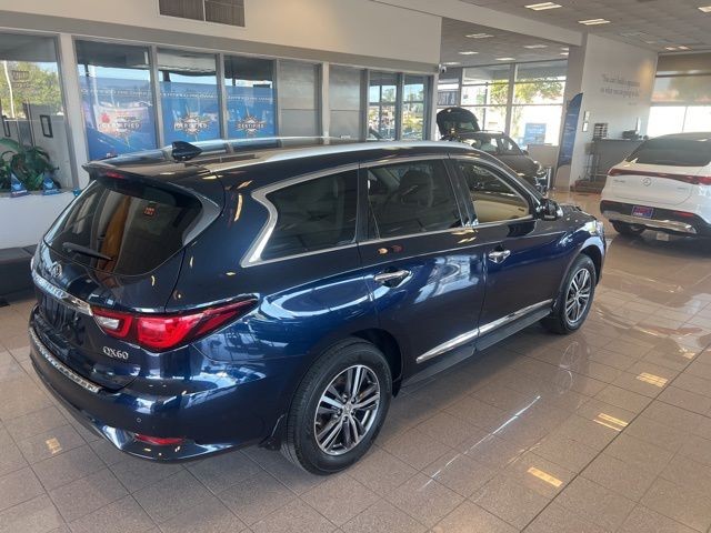 INFINITI QX60 Vehicle Full-screen Gallery Image 04