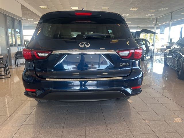 INFINITI QX60 Vehicle Full-screen Gallery Image 06