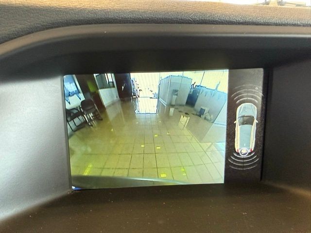 Volvo V60 Vehicle Full-screen Gallery Image 14