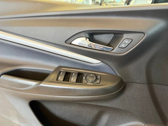Chevrolet Bolt EUV Vehicle Full-screen Gallery Image 18