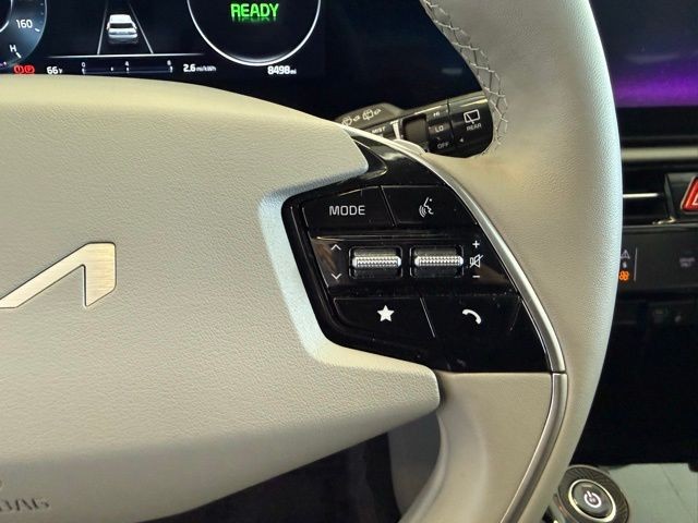 Kia Niro EV Vehicle Full-screen Gallery Image 17