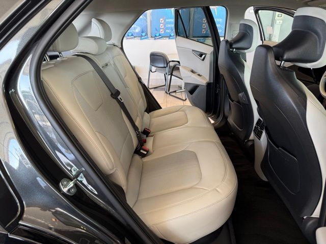 Kia Niro EV Vehicle Full-screen Gallery Image 23