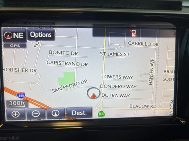 Toyota Prius c Vehicle Full-screen Gallery Image 26