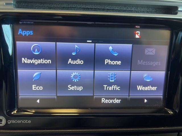 Toyota Prius c Vehicle Full-screen Gallery Image 27