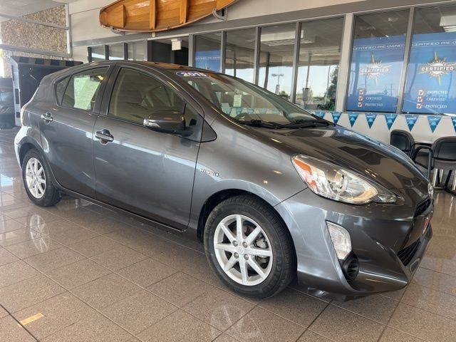 Toyota Prius c Vehicle Full-screen Gallery Image 36