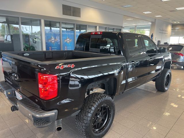 Chevrolet Silverado 1500 Vehicle Full-screen Gallery Image 05