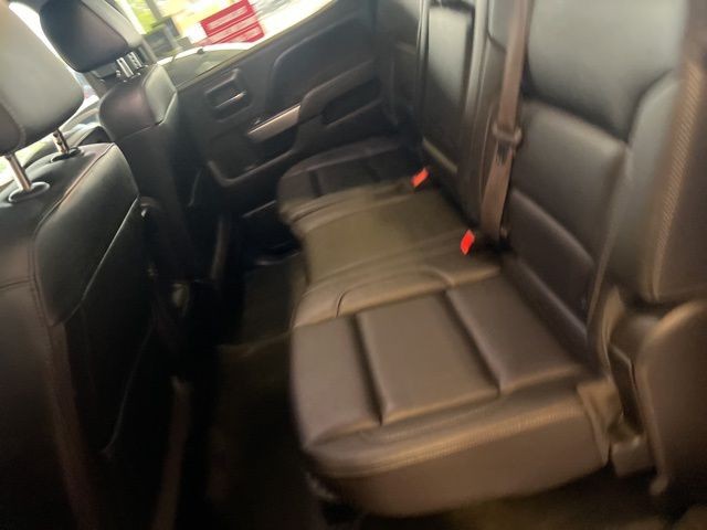 Chevrolet Silverado 1500 Vehicle Full-screen Gallery Image 20