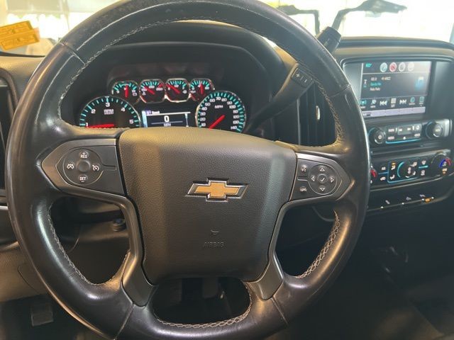 Chevrolet Silverado 1500 Vehicle Full-screen Gallery Image 21
