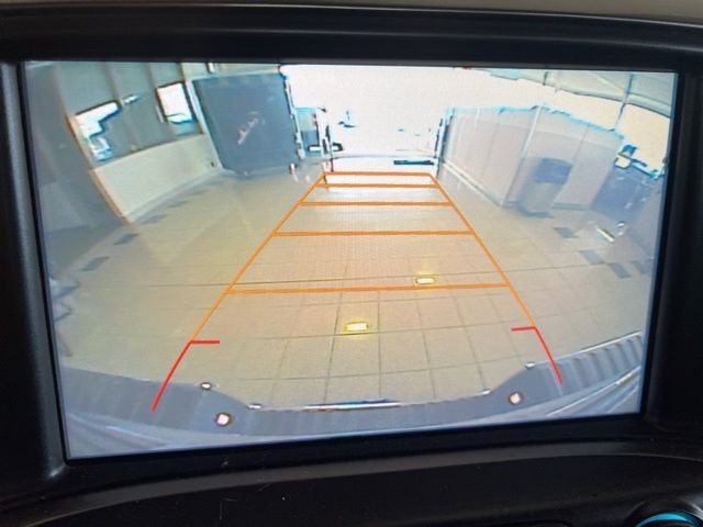 Chevrolet Silverado 1500 Vehicle Full-screen Gallery Image 27