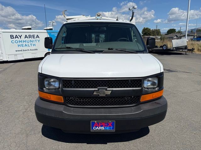 Chevrolet Express Cargo Van Vehicle Full-screen Gallery Image 08