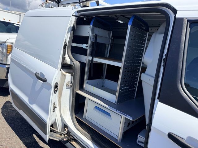 Ford Transit Connect Vehicle Full-screen Gallery Image 04