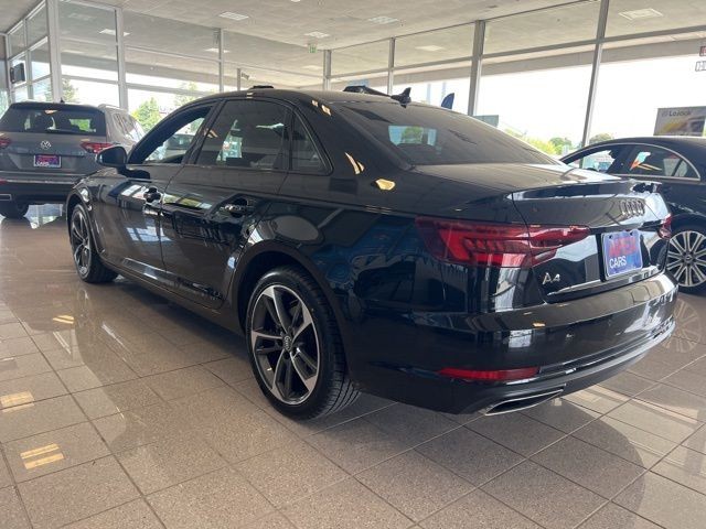 Audi A4 Vehicle Full-screen Gallery Image 11