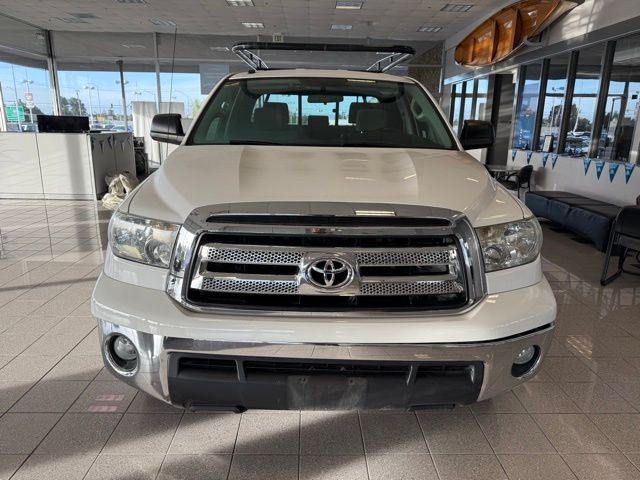 Toyota Tundra 2WD Vehicle Full-screen Gallery Image 07