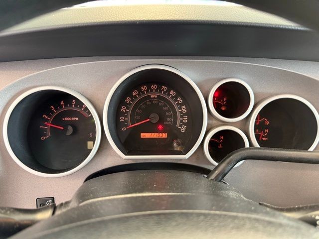 Toyota Tundra 2WD Vehicle Full-screen Gallery Image 13