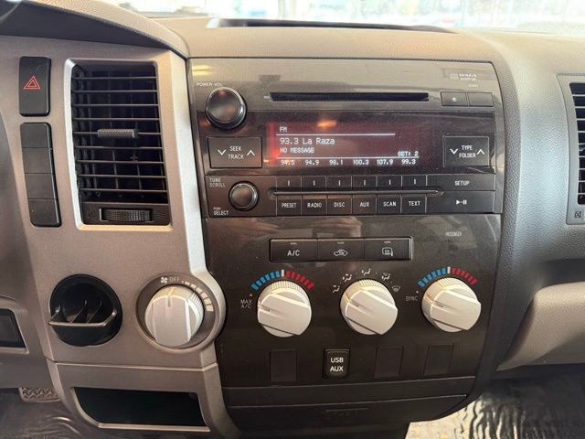 Toyota Tundra 2WD Vehicle Full-screen Gallery Image 14
