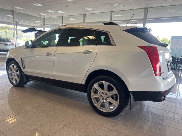 Cadillac SRX Vehicle Full-screen Gallery Image 11