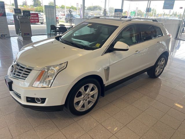 Cadillac SRX Vehicle Full-screen Gallery Image 12