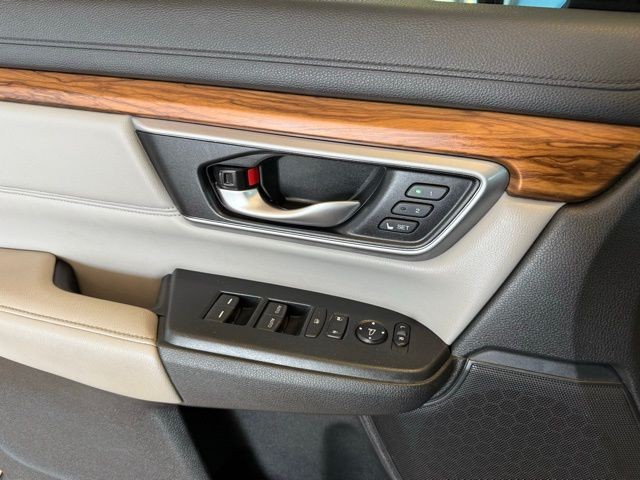 Honda CR-V Vehicle Full-screen Gallery Image 19