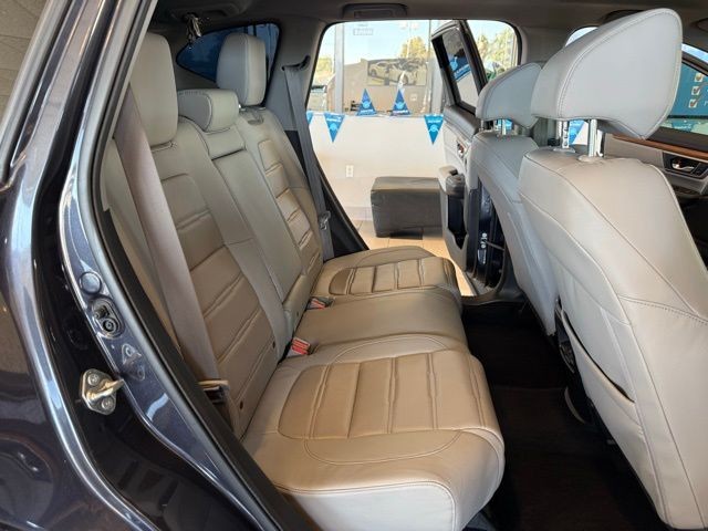 Honda CR-V Vehicle Full-screen Gallery Image 22