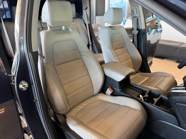 Honda CR-V Vehicle Full-screen Gallery Image 25