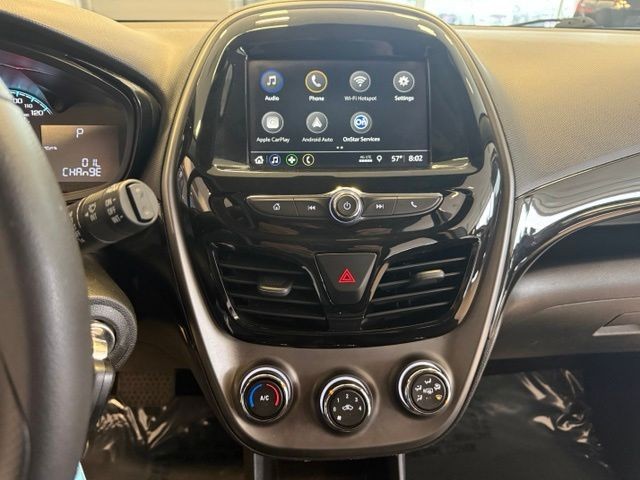 Chevrolet Spark Vehicle Full-screen Gallery Image 15