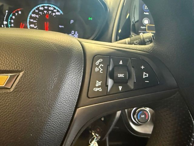 Chevrolet Spark Vehicle Full-screen Gallery Image 17