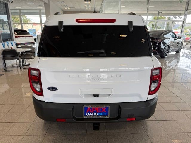 Ford Bronco Sport Vehicle Full-screen Gallery Image 04