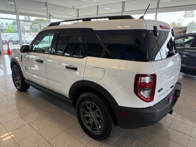 Ford Bronco Sport Vehicle Full-screen Gallery Image 05