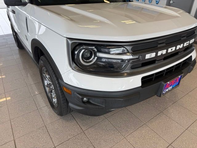 Ford Bronco Sport Vehicle Full-screen Gallery Image 08