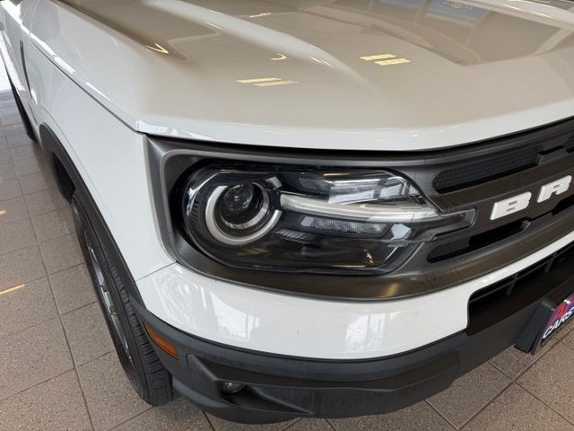 Ford Bronco Sport Vehicle Full-screen Gallery Image 09