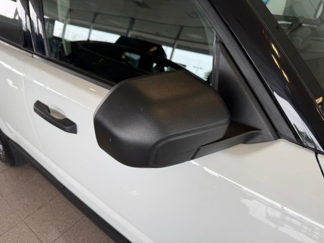 Ford Bronco Sport Vehicle Full-screen Gallery Image 11