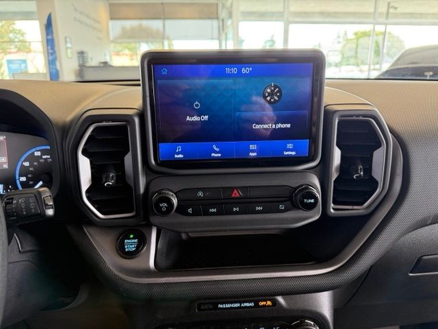 Ford Bronco Sport Vehicle Full-screen Gallery Image 15