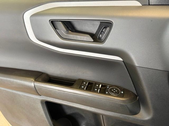 Ford Bronco Sport Vehicle Full-screen Gallery Image 19