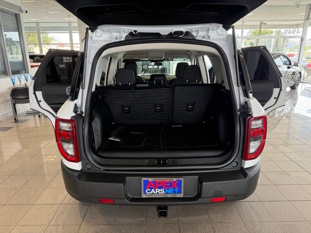 Ford Bronco Sport Vehicle Full-screen Gallery Image 22