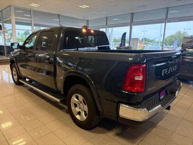 Ram 1500 Vehicle Full-screen Gallery Image 05