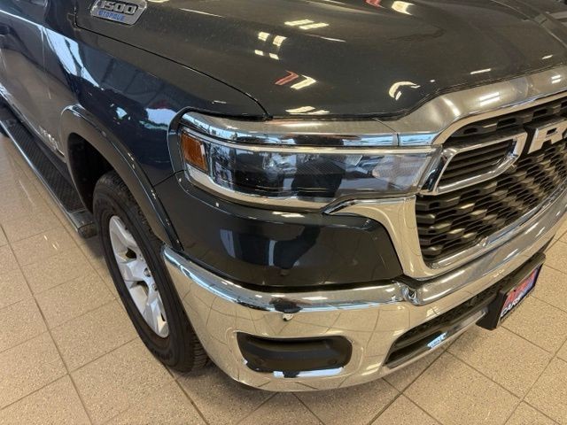 Ram 1500 Vehicle Full-screen Gallery Image 08