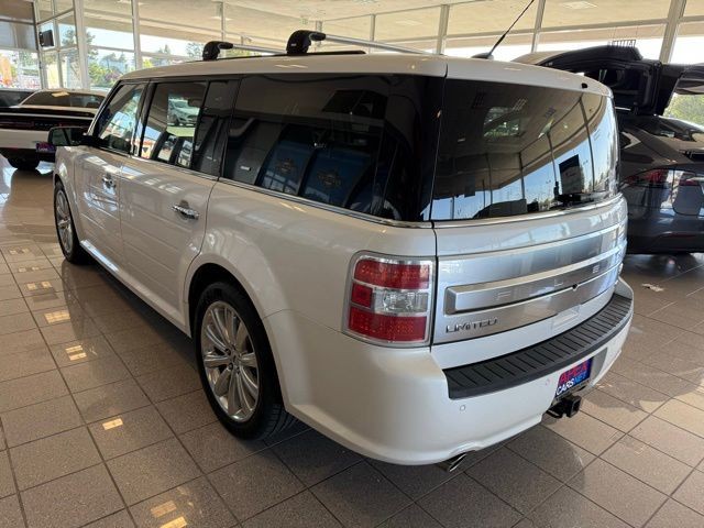 Ford Flex Vehicle Full-screen Gallery Image 05