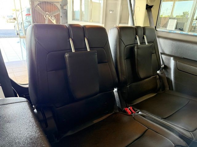 Ford Flex Vehicle Full-screen Gallery Image 25