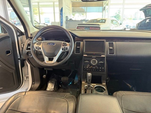 Ford Flex Vehicle Full-screen Gallery Image 27