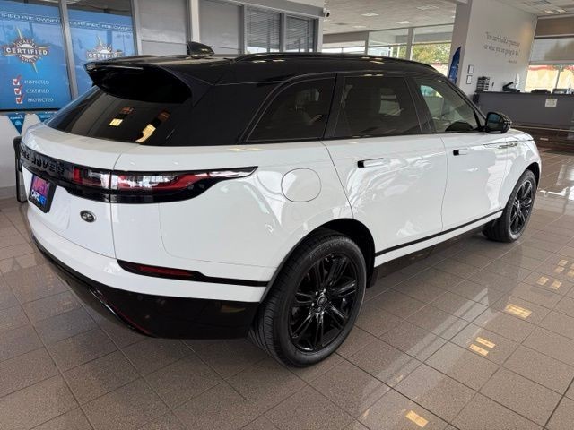 Land Rover Range Rover Velar Vehicle Full-screen Gallery Image 03