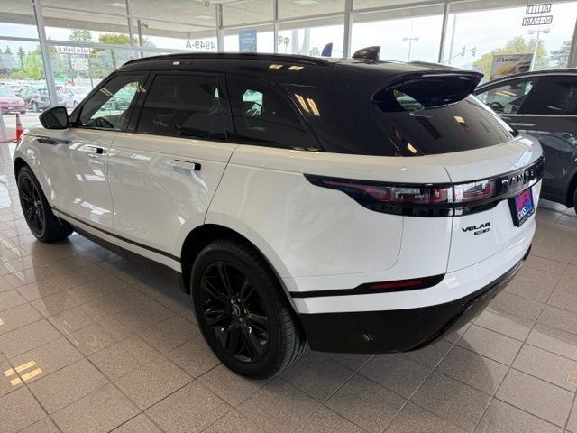 Land Rover Range Rover Velar Vehicle Full-screen Gallery Image 05