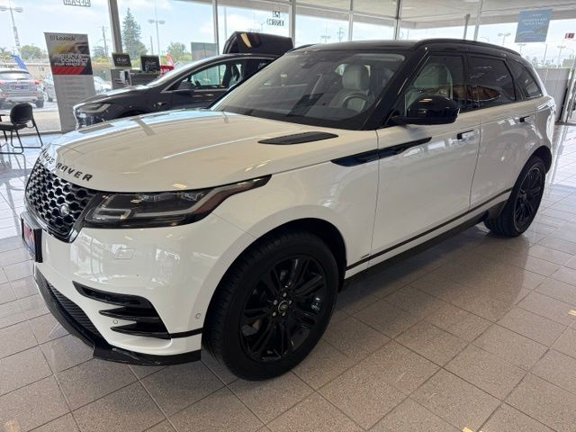 Land Rover Range Rover Velar Vehicle Full-screen Gallery Image 06