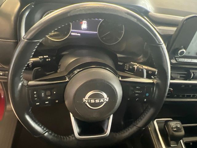 Nissan Pathfinder Vehicle Full-screen Gallery Image 23