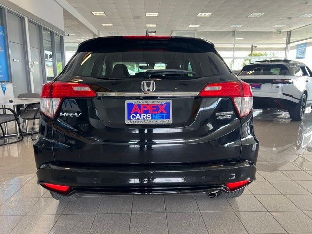 Honda HR-V Vehicle Full-screen Gallery Image 06
