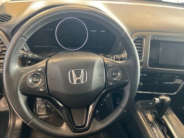 Honda HR-V Vehicle Full-screen Gallery Image 18